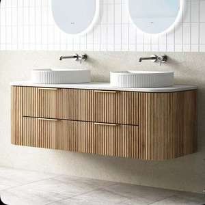 Large-Sized Wall Mounted Modern Minimalist Solid Wood Bathroom Cabinet Water Resistant Plywood Carcase LED Bath for Apartments